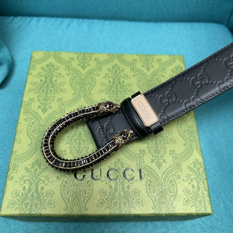 G*u*i belts